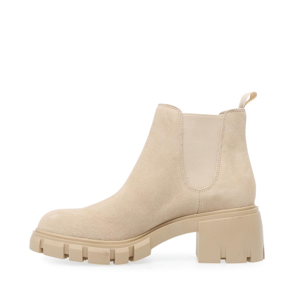 Steve Madden Women HOWLER SAND SUEDE