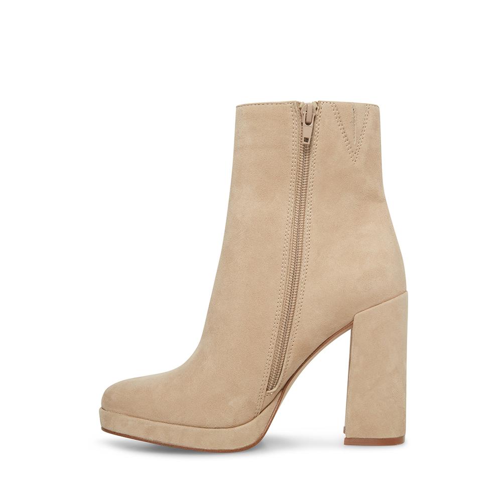 Steve Madden Women MAIN SAND SUEDE