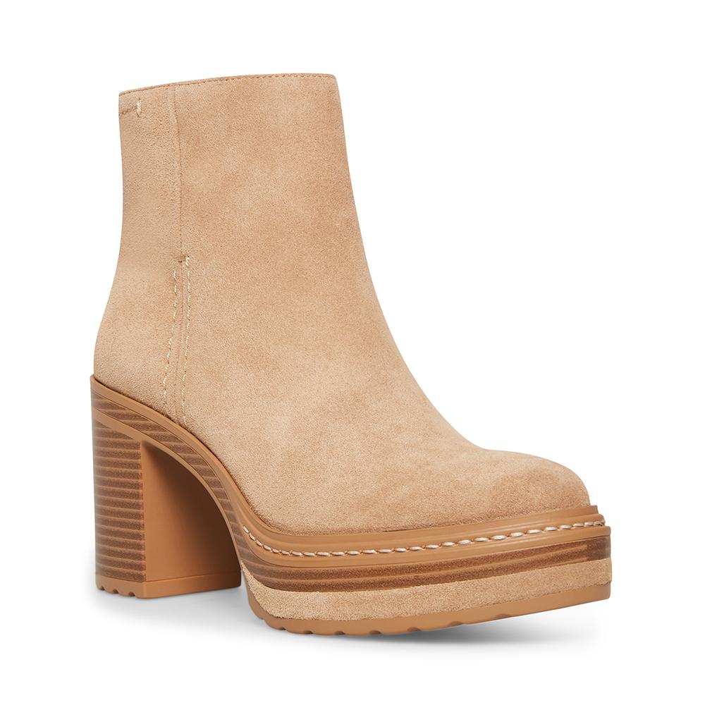 Steve Madden Women SHANIYA SAND SUEDE