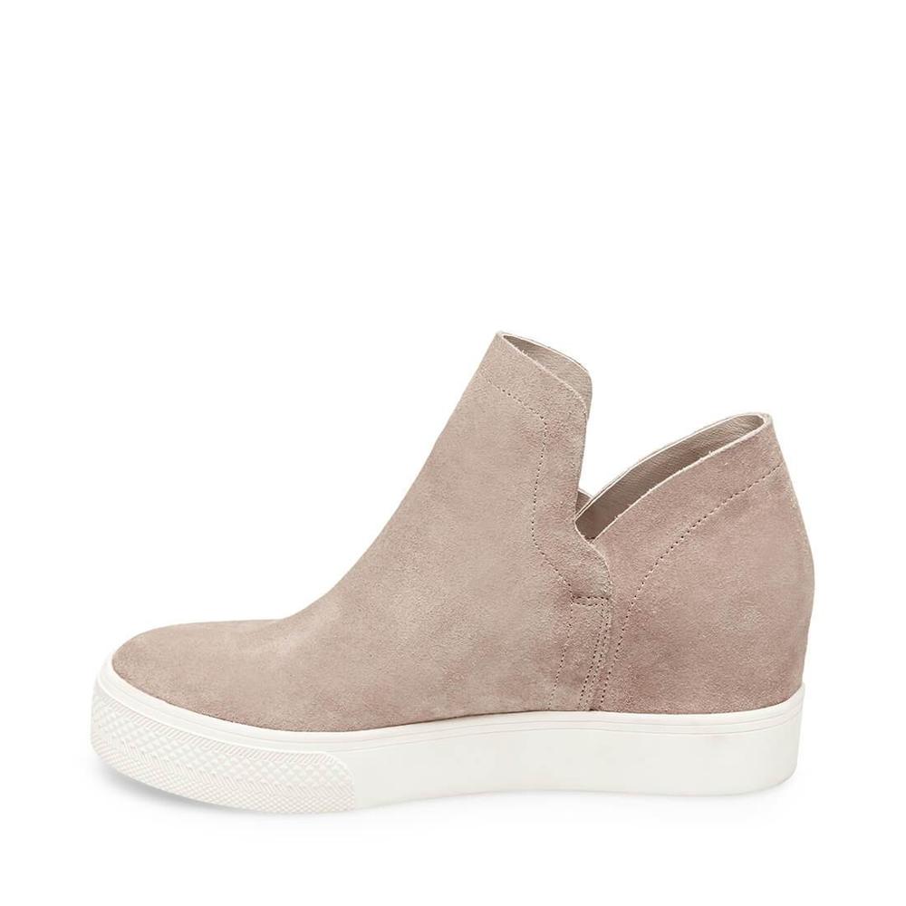 Steve Madden Women WRANGLE TAUPE SUEDE